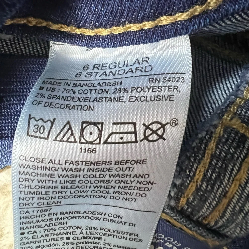 Girls size 6 Old Navy Dark Wash Jeans